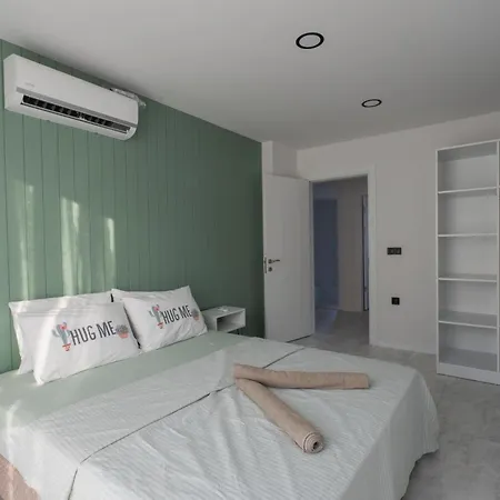 Sefa Soeguet Daily Weekly Villa *